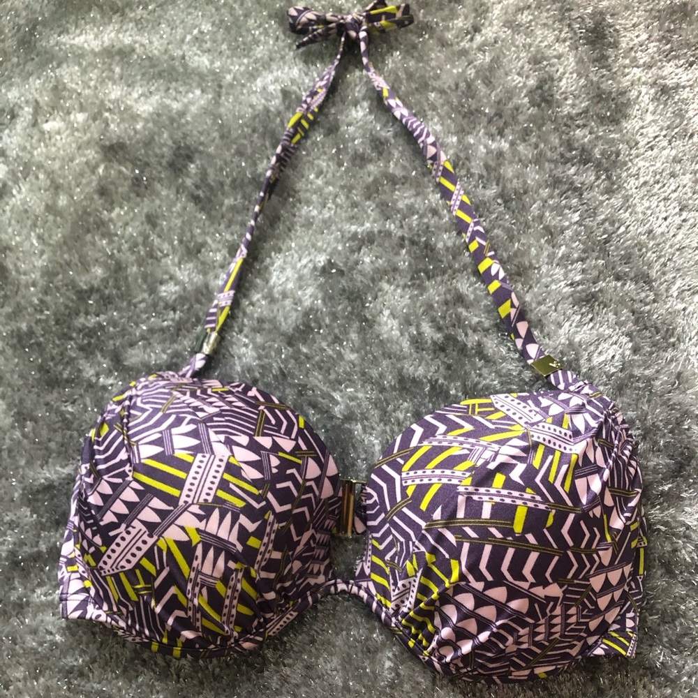 Victoria’s Secret Bikini Top